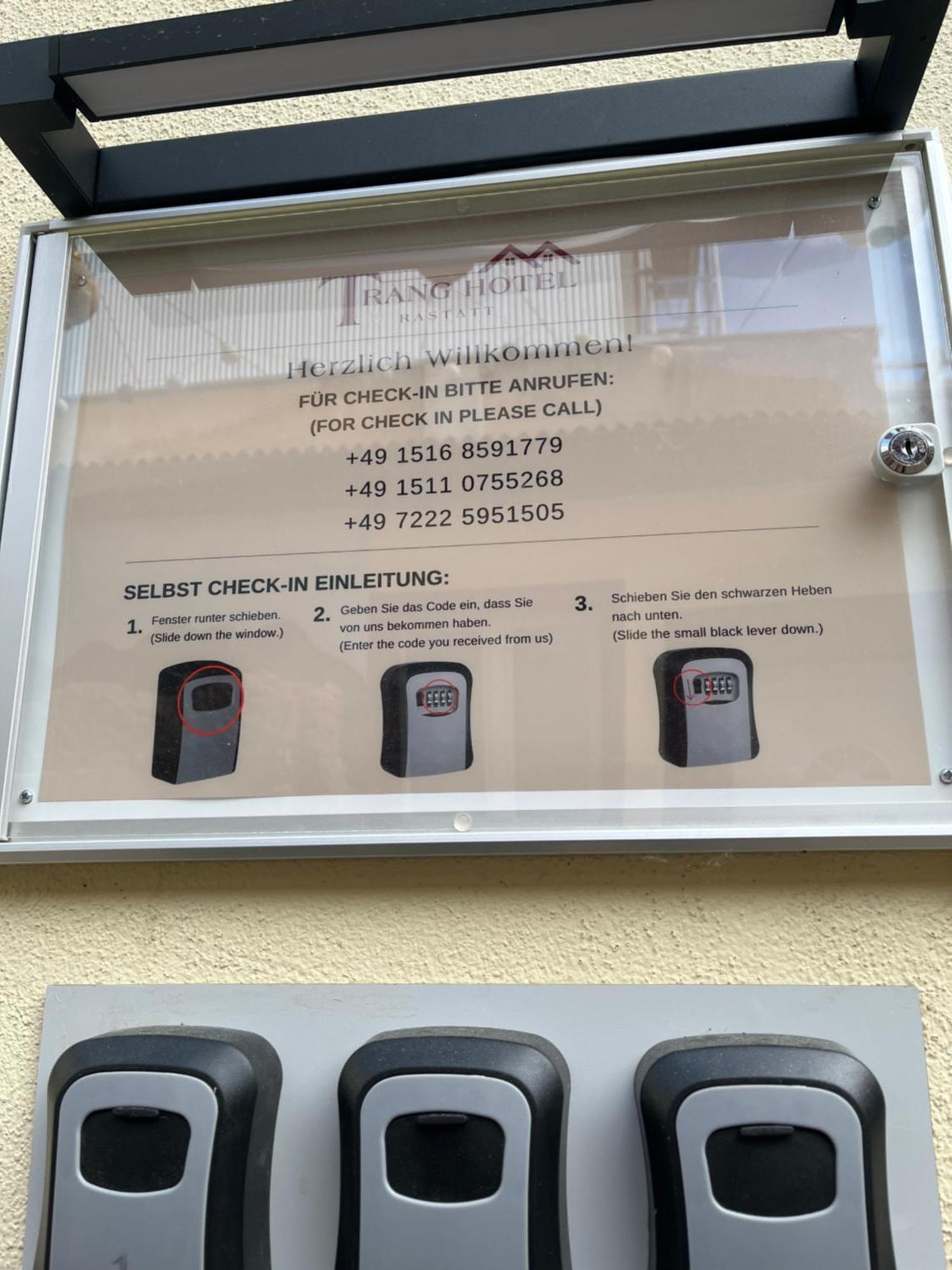 Trang Hotel Раштатт Экстерьер фото